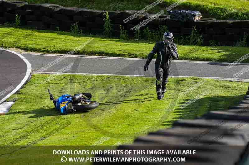 cadwell no limits trackday;cadwell park;cadwell park photographs;cadwell trackday photographs;enduro digital images;event digital images;eventdigitalimages;no limits trackdays;peter wileman photography;racing digital images;trackday digital images;trackday photos